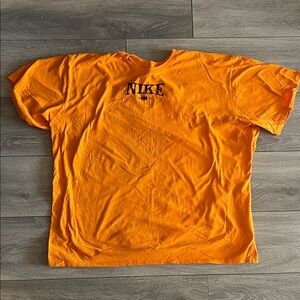 Nike Women’s Bright Orange Short Sleeve Tee